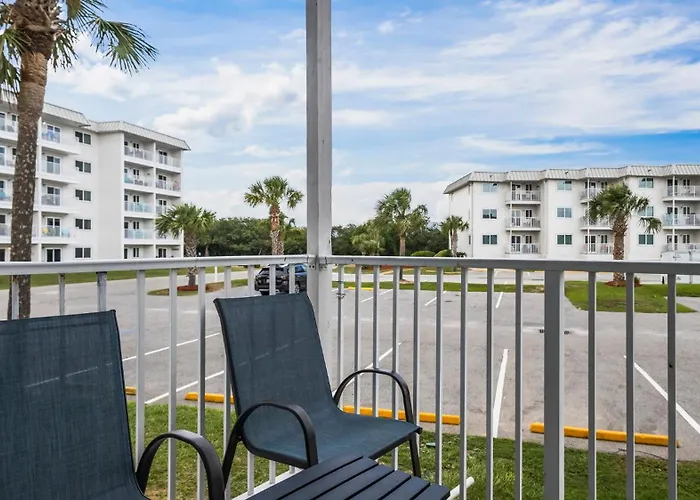 Plantation 2127 Two Bedroom, Two Bath *